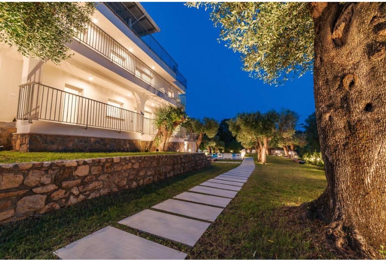 Micabalu Luxury Apartment Marina di Camerota Exterior photo